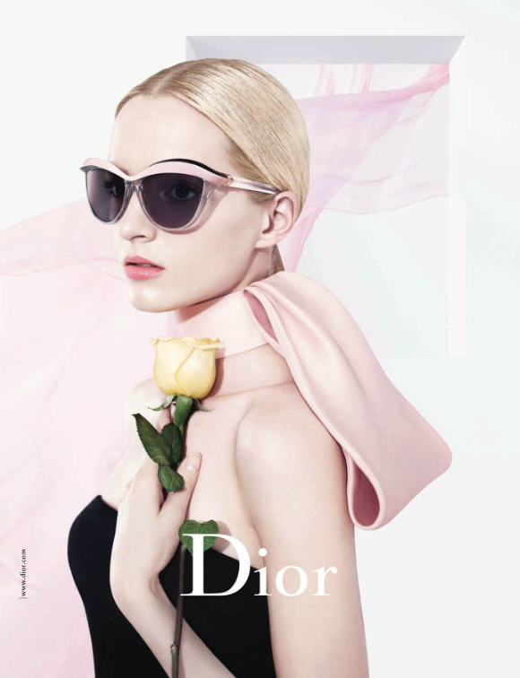  photo Dior_zpsd5904f3e.png