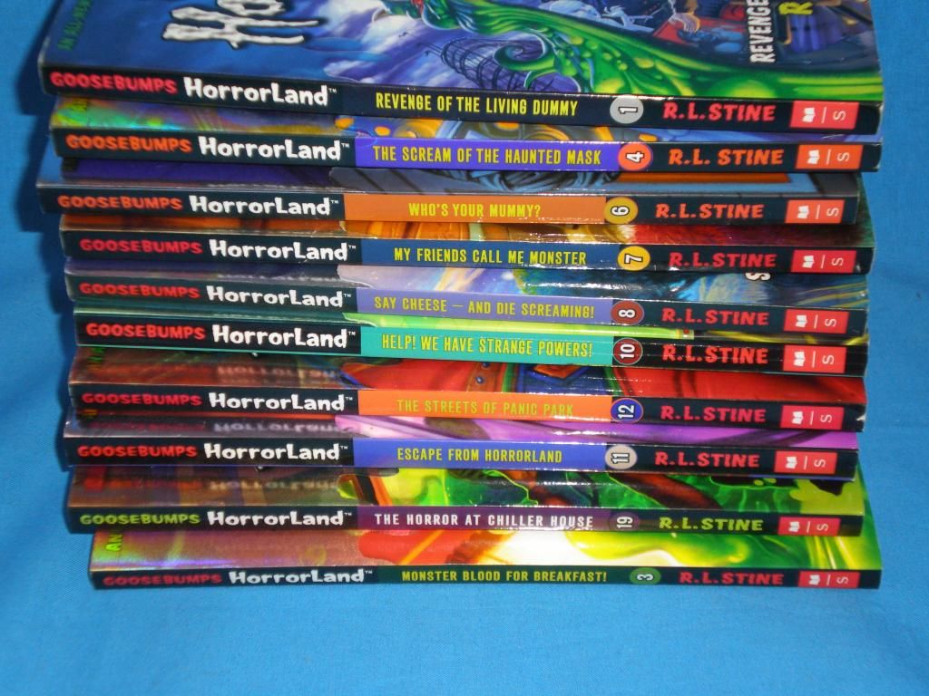Lot of 10 GOOSEBUMPS Books MADE INTO MOVIES Scholastic Gift Pack Set R L Stine Lot of 10 GOOSEBUMPS Books MADE INTO MOVIES Scholastic Gift Pack Set R L Stine