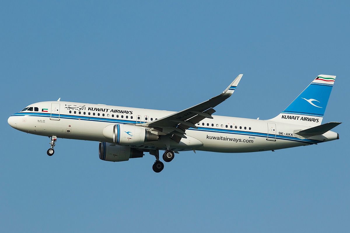 IMAGE: http://i1135.photobucket.com/albums/m631/mehdyT/Spotting/9K-AKK_zps0haahcn2.jpg~original