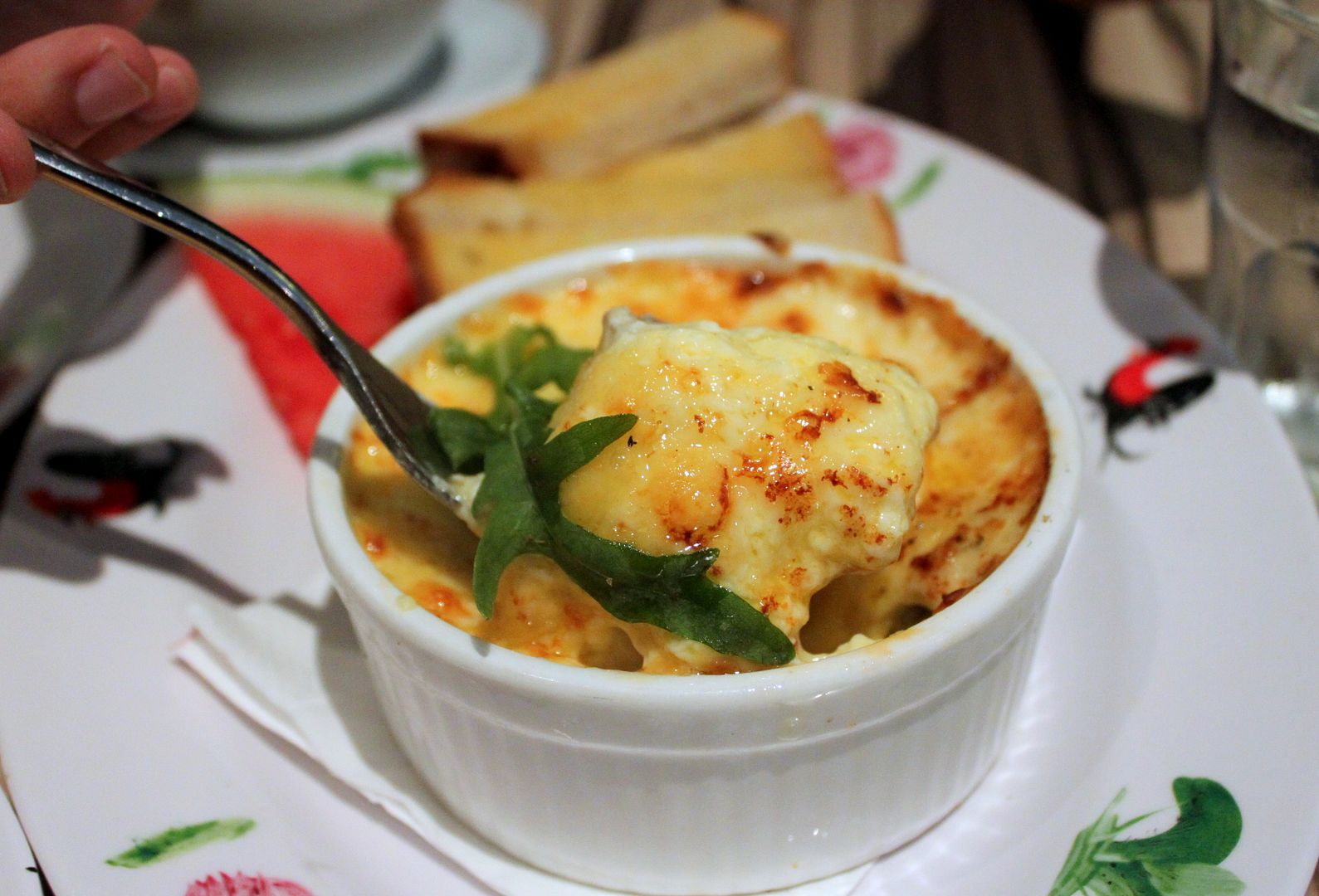 http://i1135.photobucket.com/albums/m631/yumyumformytumtum/Epicurious/IMG_1058.jpg?t=1333271974