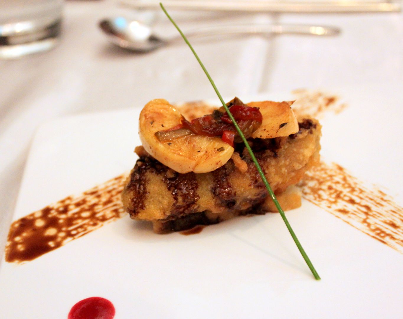 http://i1135.photobucket.com/albums/m631/yumyumformytumtum/The%20Clan%20Restaurant/IMG_3860.jpg?t=1346689212
